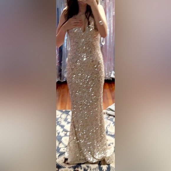 Jovani Dresses & Skirts - selling my prom dress. didn’t even wear it to prom